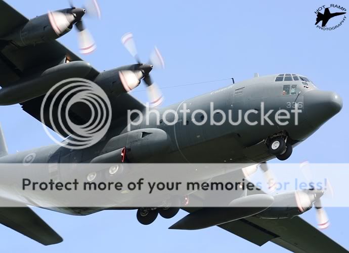 CC-130SARHerculesLandingPropBlur8pm.jpg