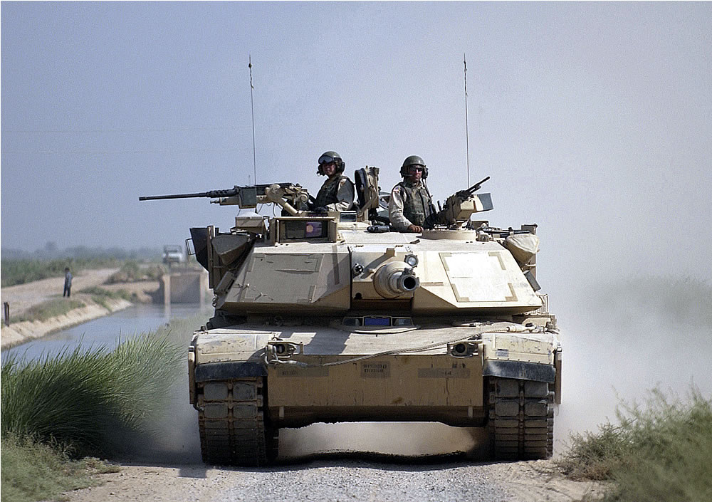 m1a1_on_patrol.jpg