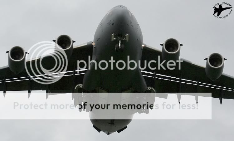 Globemaster703FullBodyonFinalHeadOn.jpg