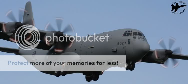 CC-130JHerculesLandingPatternwPropB.jpg